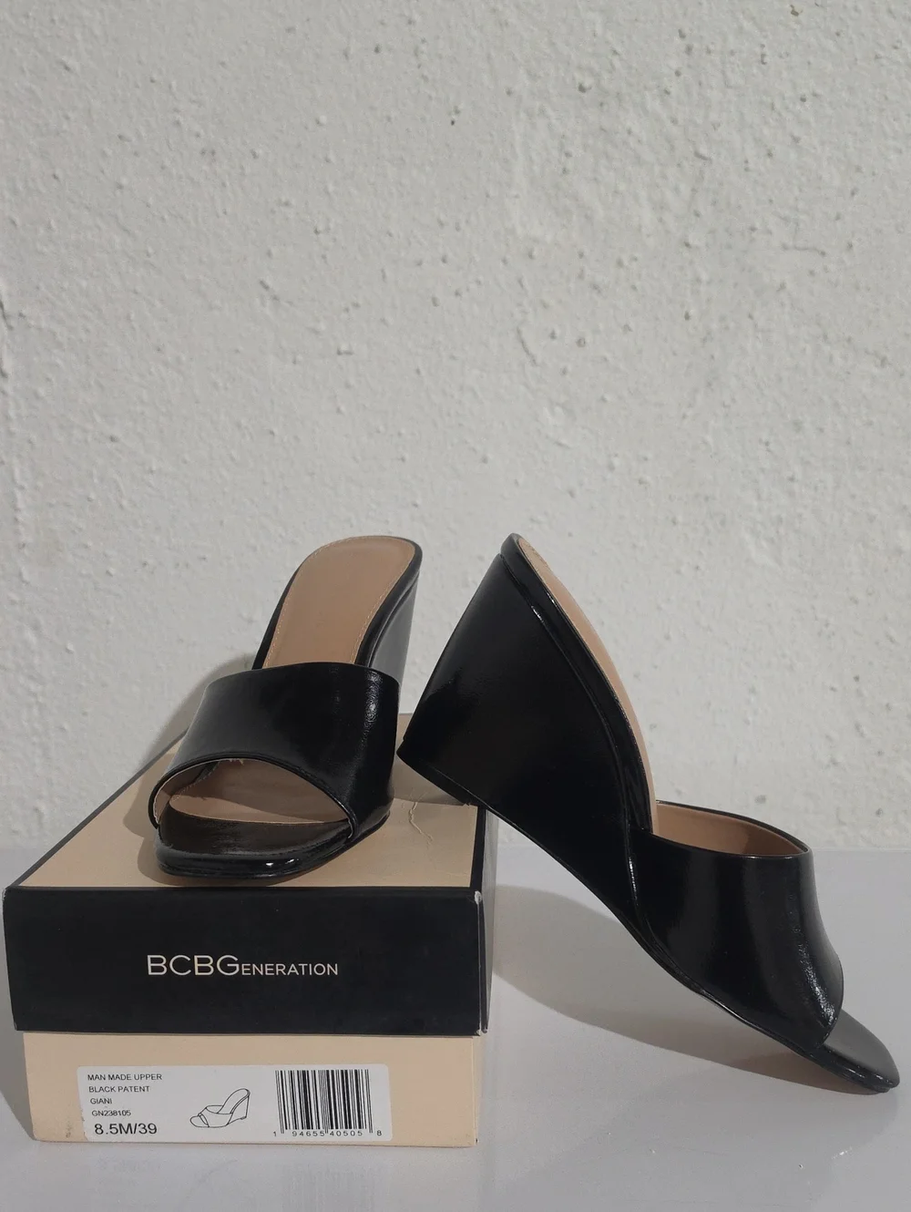 BCBGeneration Giani Black Patent Wedge Mules Sz. 8.5